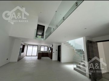 Casa en venta en Fraccionamiento Paseo Real