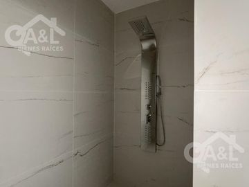 Casa en venta en Fraccionamiento Paseo Real