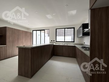 Casa en venta en Fraccionamiento Paseo Real