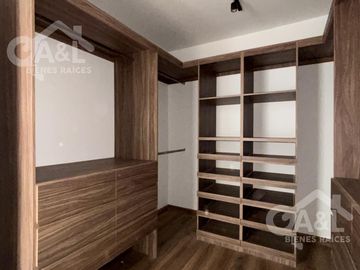 Casa en venta en Fraccionamiento Paseo Real
