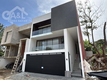 Casa en venta en Fraccionamiento Paseo Real
