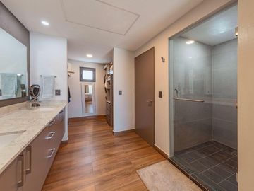 Departamento en Venta en Bengala Residencial Los Tigres, Nuevo Vallarta.