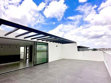 VENTA casa en Angelopolis II 5 recamaras y jardin