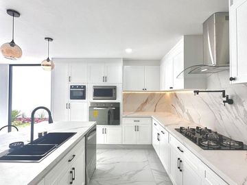 VENTA casa en Angelopolis II 5 recamaras y jardin