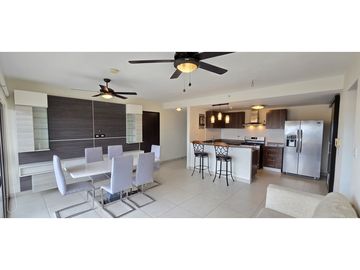Apartamento Amoblado con Vista al Canal, Panamá Pacífico
