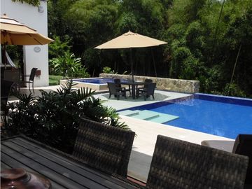 Casa campestre en Bosques de Maracay para arriendo Cerritos,Pereira!!!