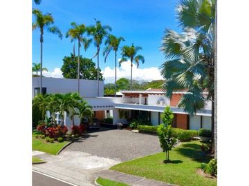 Casa campestre en condominio para arriendo en Cerritos,Malabar,Pereira