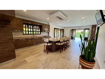 Finca nueva en venta en parcelación - Santa Elena El Cerrito Valle