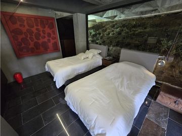 Casa en Arriendo Amoblada en Medellín Alto de Palmas