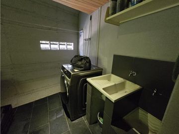 Casa en Arriendo Amoblada en Medellín Alto de Palmas