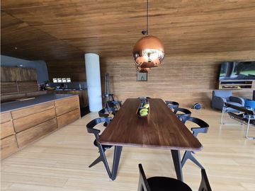 Casa en Arriendo Amoblada en Medellín Alto de Palmas