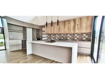 Vendo casa de un piso para estrenar en Palmas antes del peaje