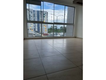 RENTO HERMOSO APARTAMENTO CON PARQUEADERO CUBIERTO EN LA CONDINA