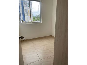 RENTO HERMOSO APARTAMENTO CON PARQUEADERO CUBIERTO EN LA CONDINA