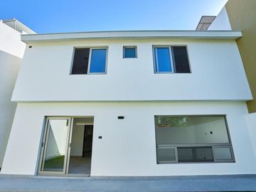 Casa en venta en Lomas del Campestre en San Pedro Garza García