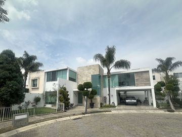Casa en Venta en Lomas de Angelópolis 1