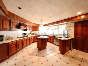 MAGNIFICA CASA EN VENTA EN ATLAS COLOMOS !!!