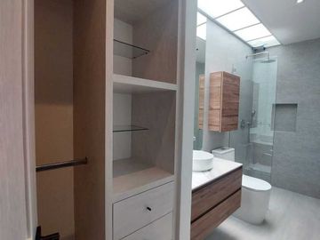 Se vende casa en Bosque de la Herradura, Huixquilucan.
