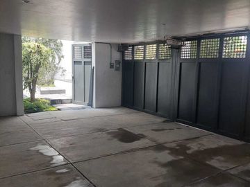 Se vende casa en Bosque de la Herradura, Huixquilucan.