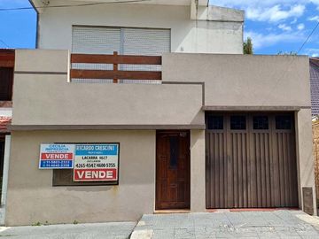 Casa PH en venta en Gerli Este