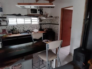 CASA EN VENTA CON ESCRITURA DE 1 DORM. EN YACANTO