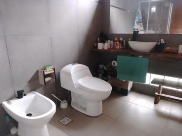 CASA EN VENTA CON ESCRITURA DE 1 DORM. EN YACANTO