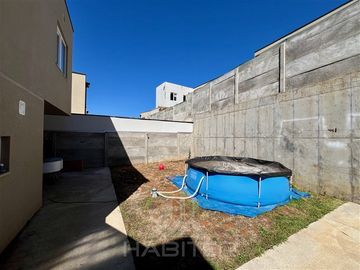 Casa en Venta en Linda Casa en Condominio Terranova, Lomas del Carmen, Temuco