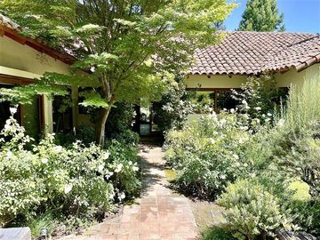 Casa en Venta en Camino el Mirador / Av Alto Nogales