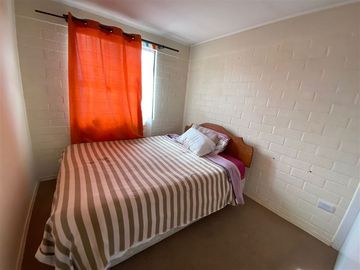 Casa en Venta en Casa Venta 5D + 3B Portales de Santa Ana, Maipú