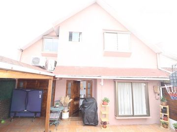 Casa en Venta en VENTA CASA 5D2B - 4 Poniente esquina Gabriel Gonzalez Videla