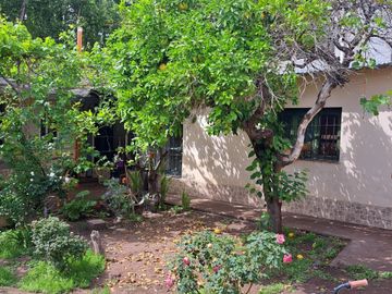 Casa en Lujan de Cuyo excelente ubicación