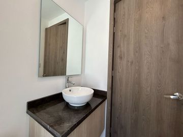 VENTA DE CASA EN RESIDENCIAL SAMPIERI 3 RECAMARAS POR PLAZA SAN DIEGO