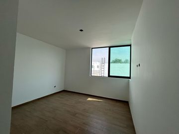 PREVENTA DE CASA EN RESIDENCIAL SAMPIERI 3 RECAMARAS POR PLAZA SAN DIEGO