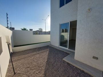CASA DE 3 RECAMARAS EN VENTA ZONA CEDROS SANTA FE, PRIV BORGOÑA