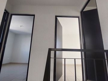 CASA DE 3 RECAMARAS EN VENTA ZONA CEDROS SANTA FE, PRIV BORGOÑA