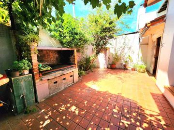 Chalet en venta en Castelar Sur