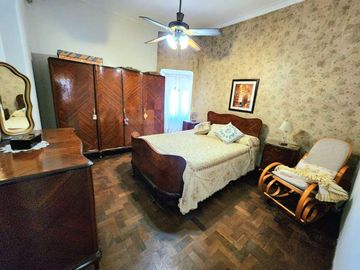 Chalet en venta en Castelar Sur