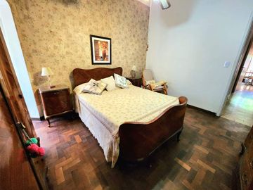 Chalet en venta en Castelar Sur