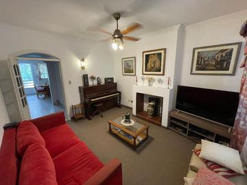 Casa en venta en Bernal Centro