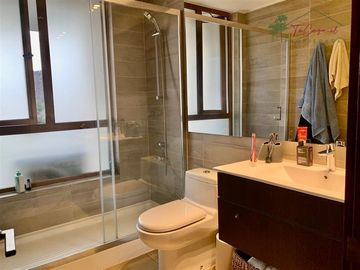 Departamento en Venta en Camino a Farellones - Mall Sport