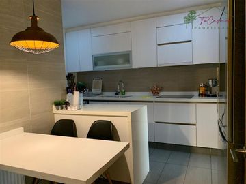 Departamento en Venta en Camino a Farellones - Mall Sport