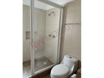 Venta casa LOMAS DE COCOYOC. Doble terreno