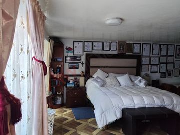Casa en Real del Valle, tres niveles con salón de juegos y roofgarden. IDEAL PARA OFICINAS