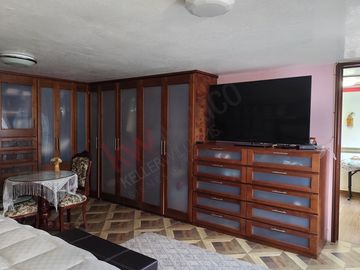 Casa en Real del Valle, tres niveles con salón de juegos y roofgarden. IDEAL PARA OFICINAS