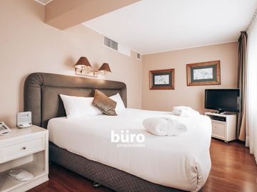 CLÁSICO Y ELEGANTE HOTEL EN VENTA DE 12 PISOS EN SAN ISIDRO
