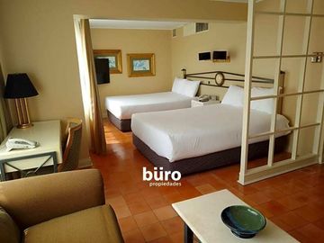CLÁSICO Y ELEGANTE HOTEL EN VENTA DE 12 PISOS EN SAN ISIDRO
