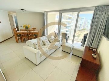 Se vende dpto amoblado en Laguna del Mar.