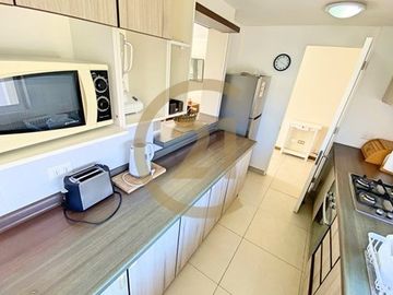 Se vende dpto amoblado en Laguna del Mar.