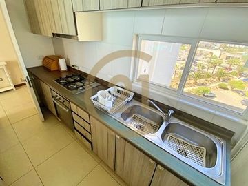 Se vende dpto amoblado en Laguna del Mar.