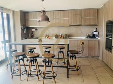 VENTA DEPTO. 2D-3B LAS CONDES, EXCELENTE UBICACIÓN